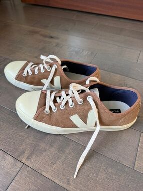 Veja Wata Brown Suede Sneakers Men's Size 10 / 43 EUR